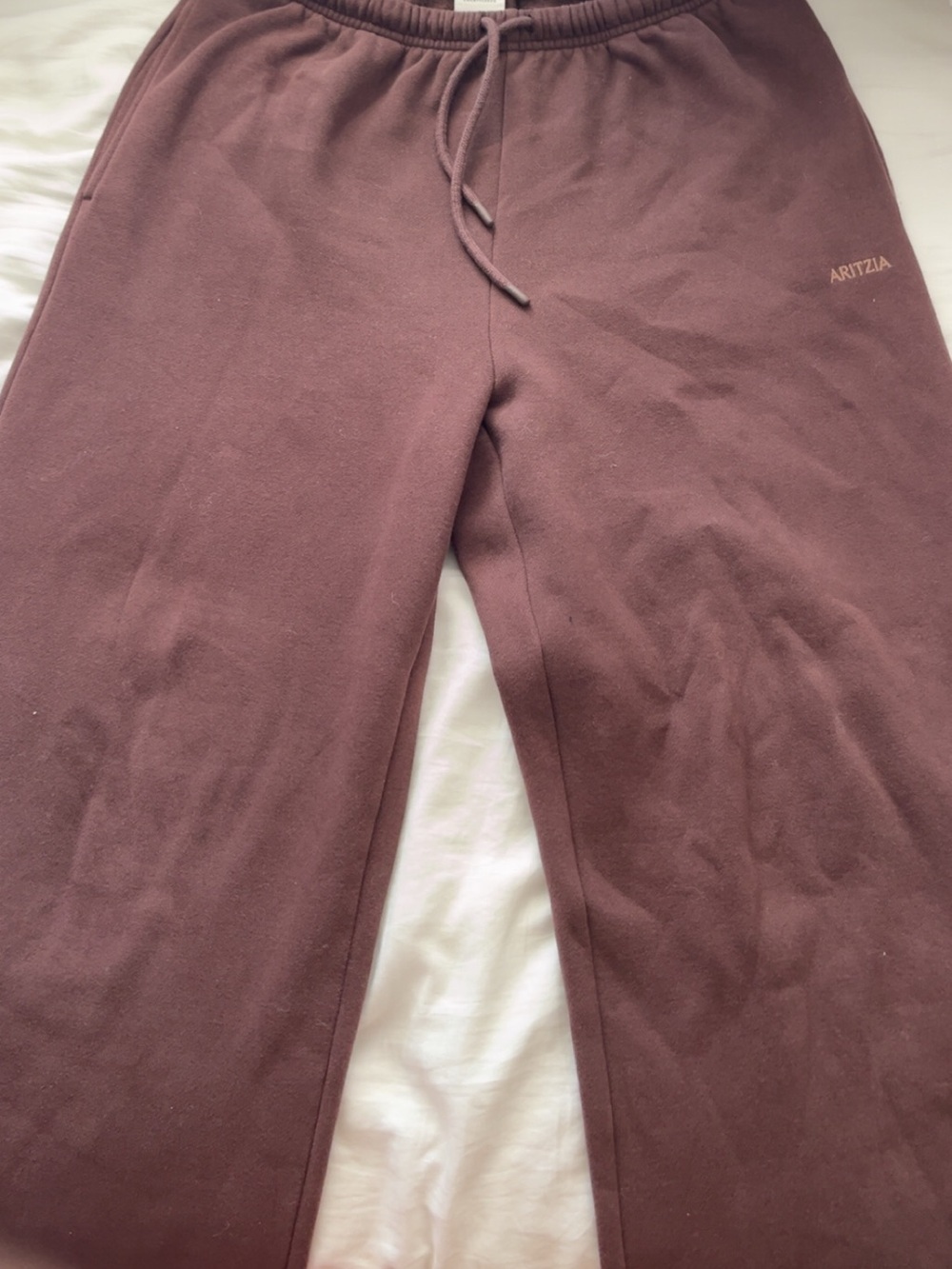 Aritzia Mega flutter sweatpant